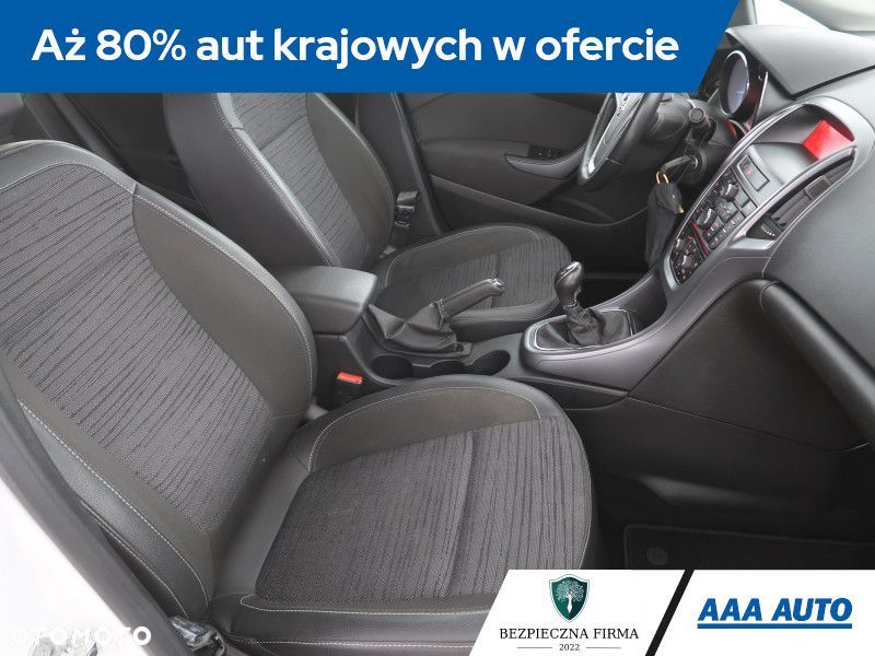 Opel Astra - 11