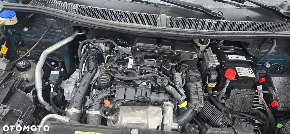 Peugeot 3008 1.5 BlueHDi GT S&S EAT8 - 19