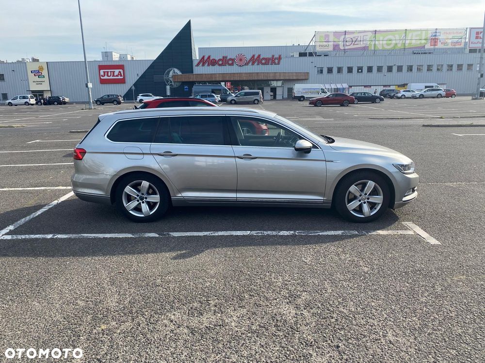 Volkswagen Passat - 2