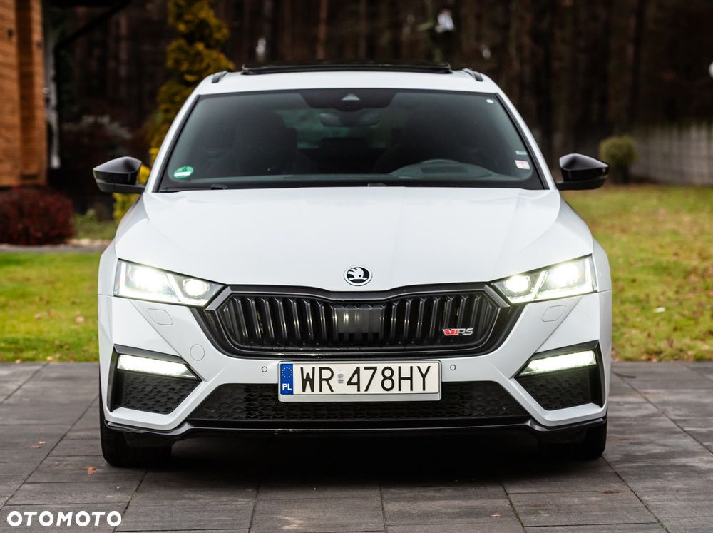 Skoda Octavia 2.0 TDI DSG RS Plus - 34