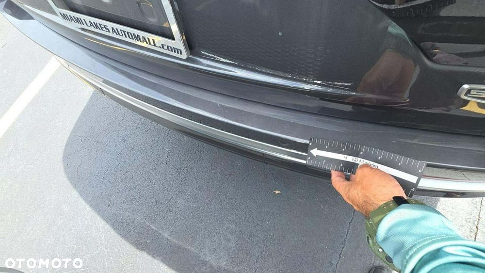 Jeep Grand Cherokee - 14
