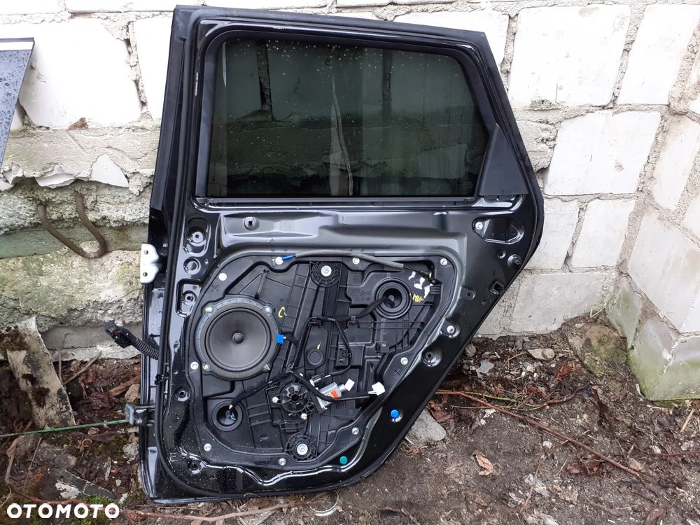 Kia Ceed III Lift Kombi Drzwi Tylne Prawe Kompletne - 2