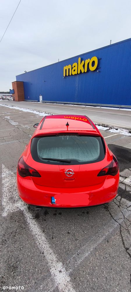 Opel Astra 1.6 Turbo Cosmo - 2