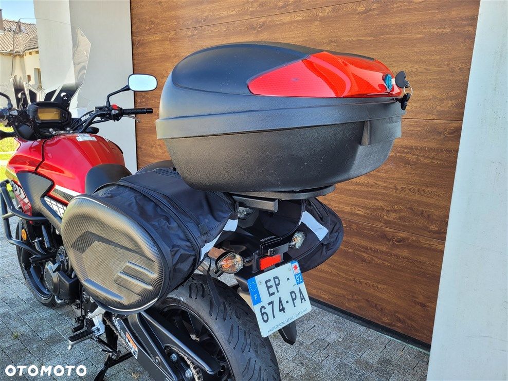 Honda CB - 16