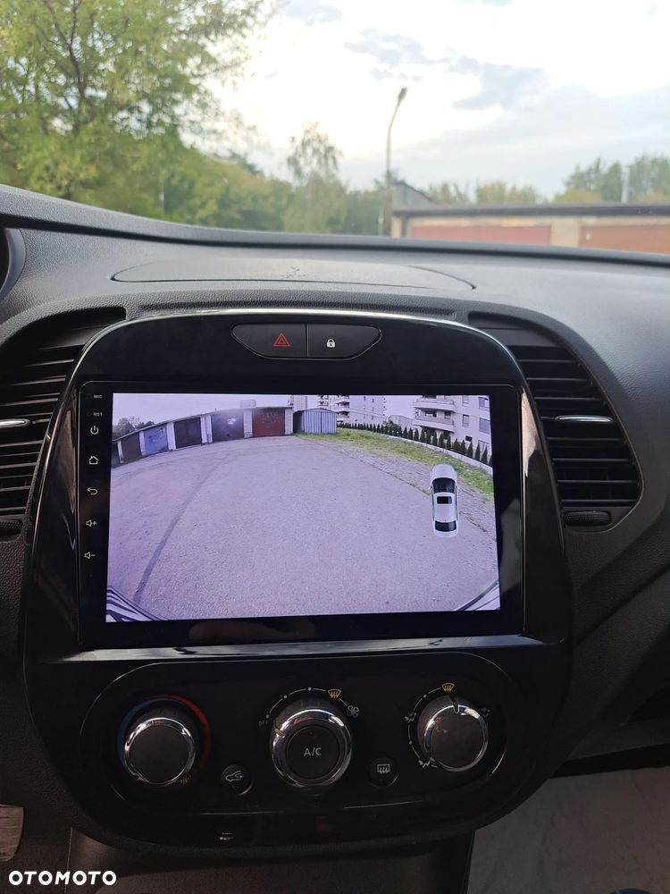 Renault Captur 0.9 Energy TCe Helly Hansen - 12