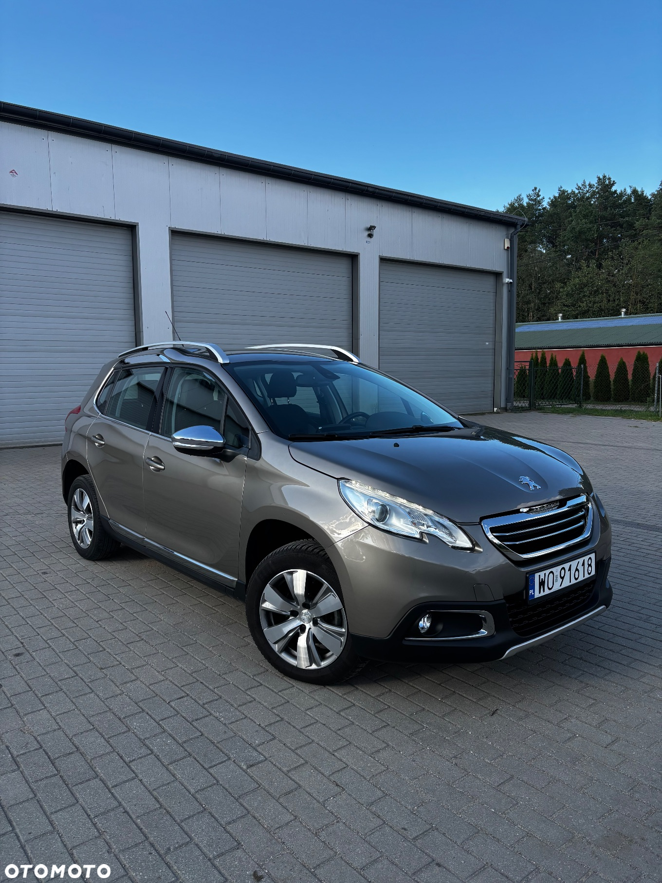 Peugeot 2008 1.2 Pure Tech GPF Allure S&S - 5