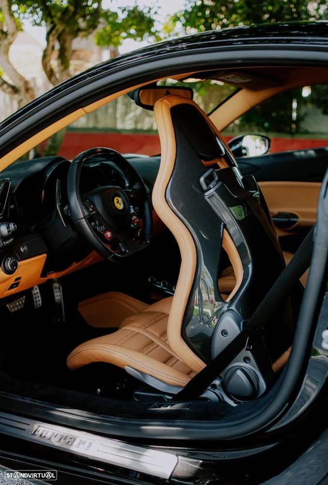 Ferrari 488 GTB - 11