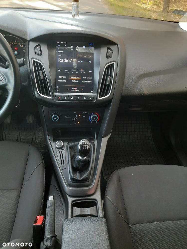 Ford Focus - 29