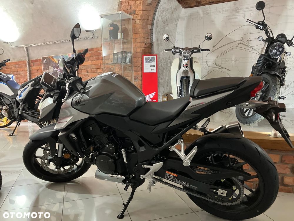Honda Hornet - 2