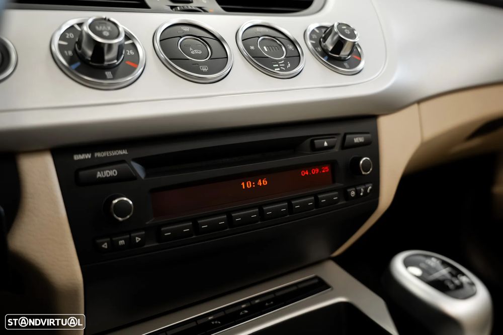 BMW Z4 23 i - 18