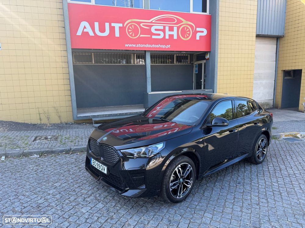 BMW iX2 eDrive20 Pack Desportivo M — fotografia 5