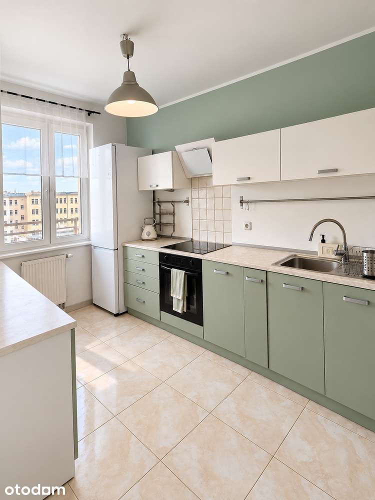70m2, 3 niezalezne pokoje, centrum, 2wc, miejsce w garazu