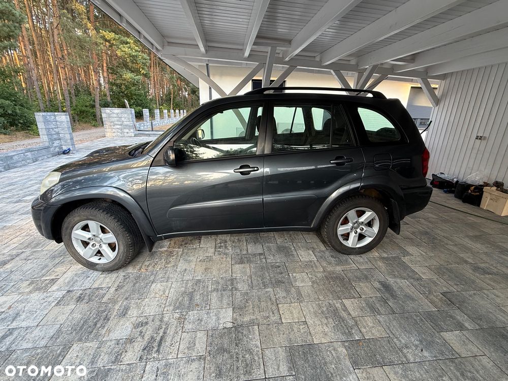 Toyota RAV4 2.0 D-4D 4x4 - 3