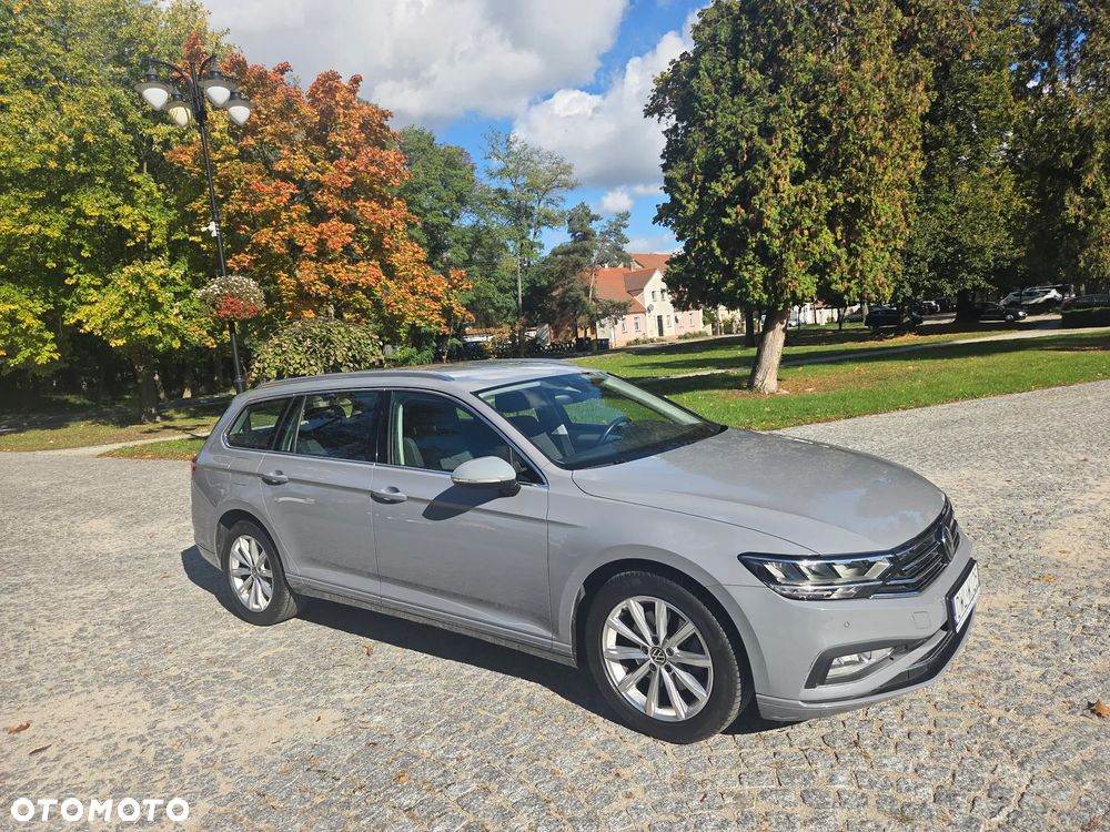 Volkswagen Passat 2.0 TDI SCR Style DSG - 27