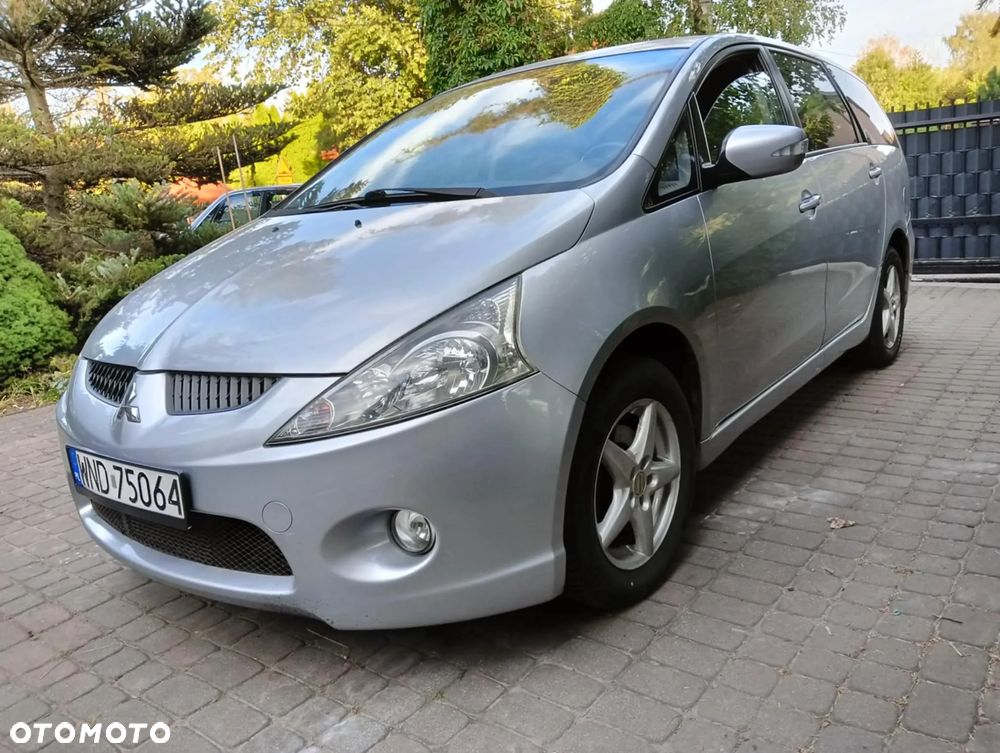 Mitsubishi Grandis 2.0 DI-D 6-Sitzer Intense - 5