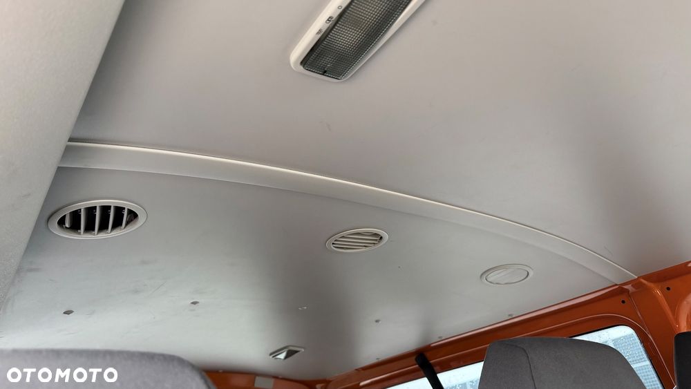 Volkswagen Transporter Lang - 13