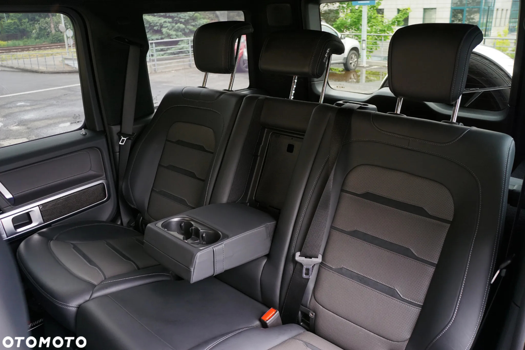 Mercedes-Benz Klasa G AMG 63 4x4 - 29
