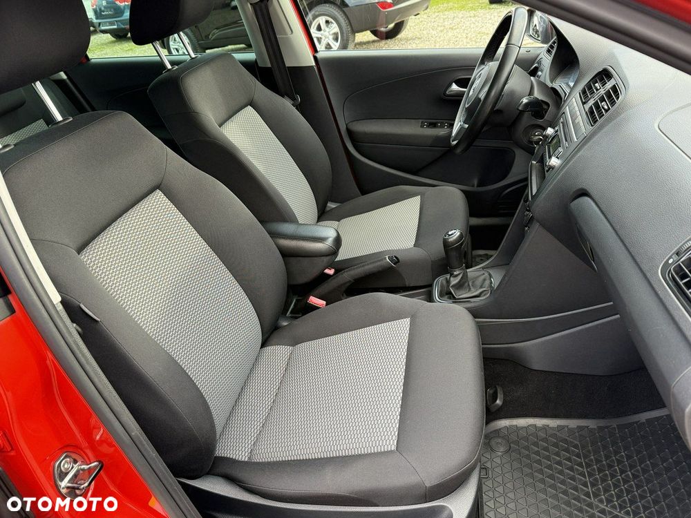 Volkswagen Polo - 32