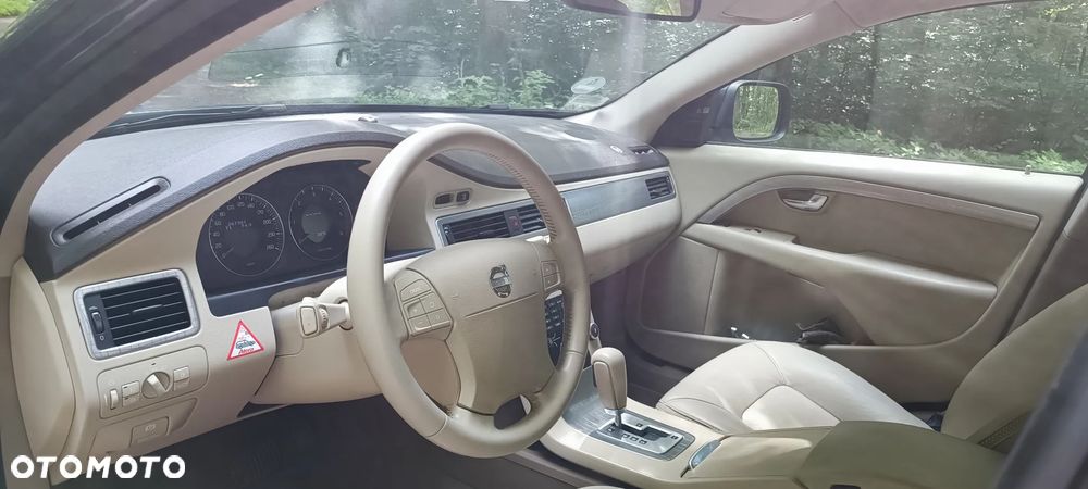 Volvo XC 70 D5 AWD Summum - 9