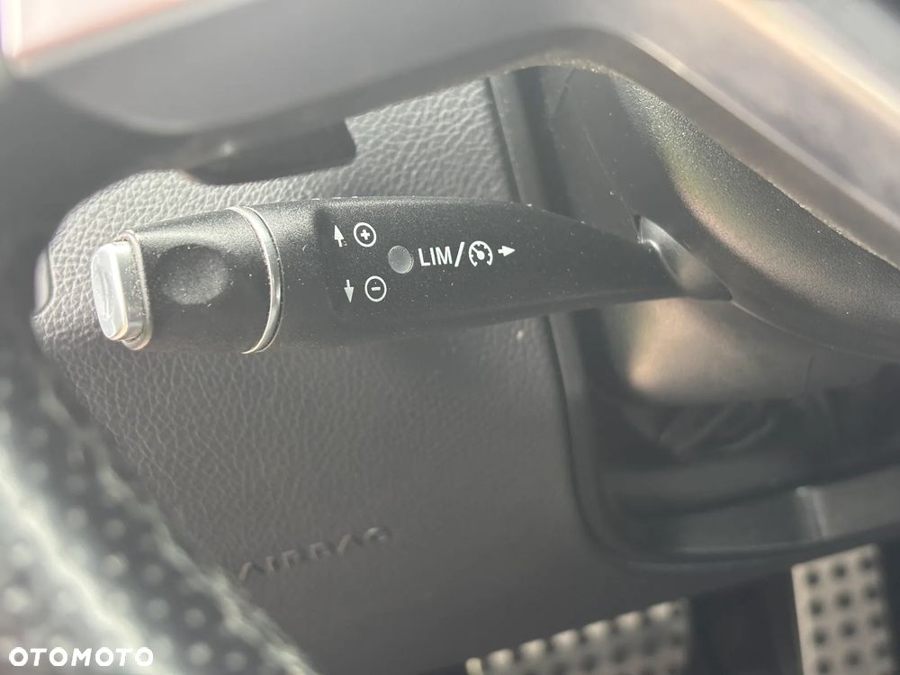 Mercedes-Benz Klasa C 250 CDI DPF Automatik BlueEFFICIENCY Avantgarde - 16