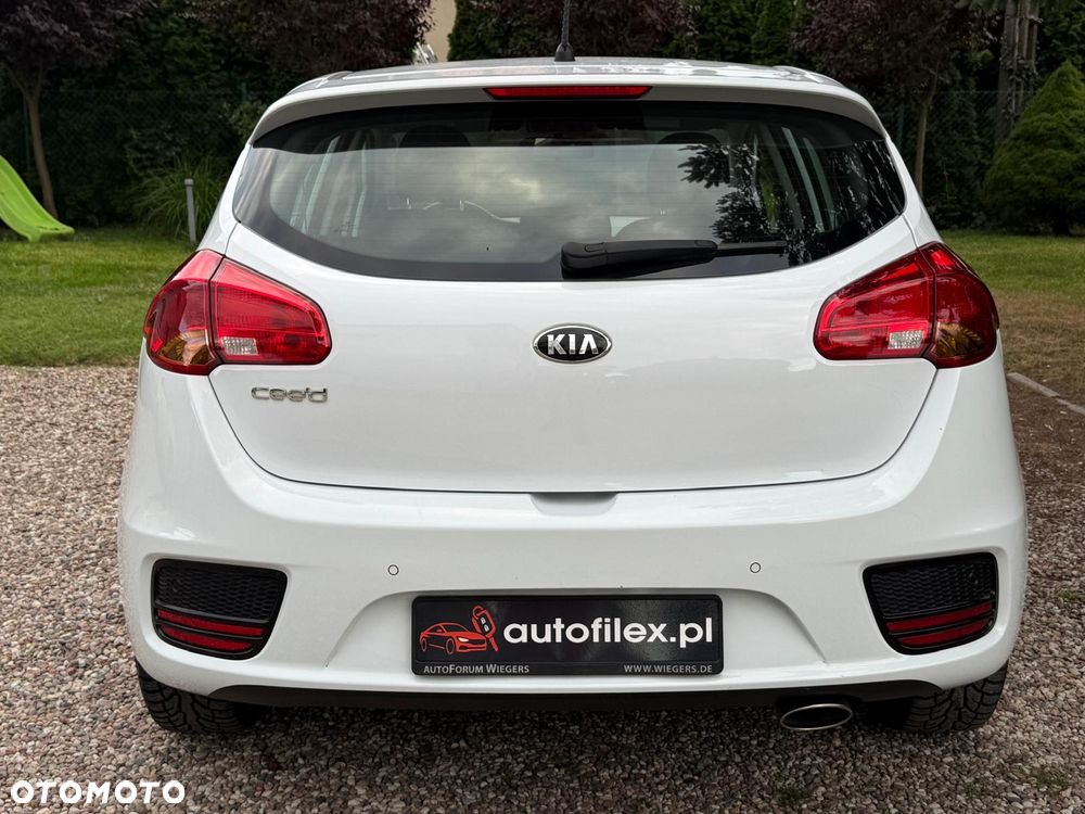 Kia Ceed - 19