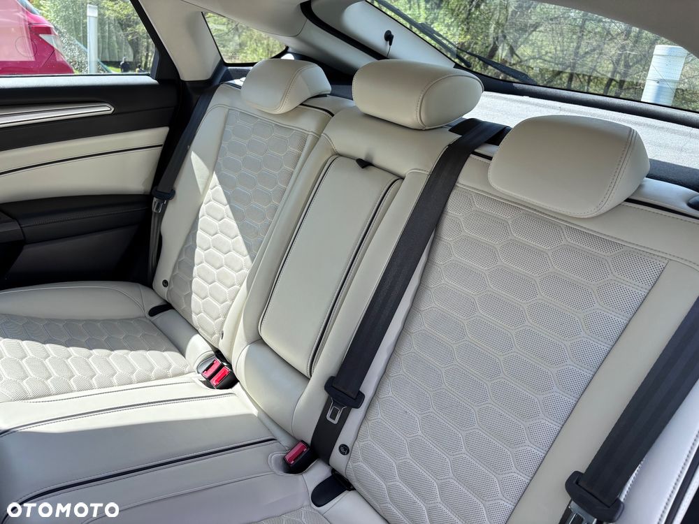 Ford Mondeo Vignale 2.0 TDCi 4WD PowerShift - 8