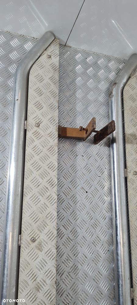 Isuzu D-Max I Orurowanie Boczne Progi - 12