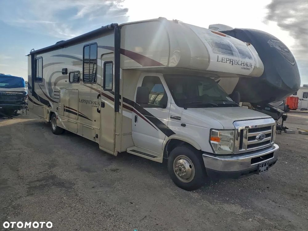 Ford Sunseeker E-450 Cutaway - 25