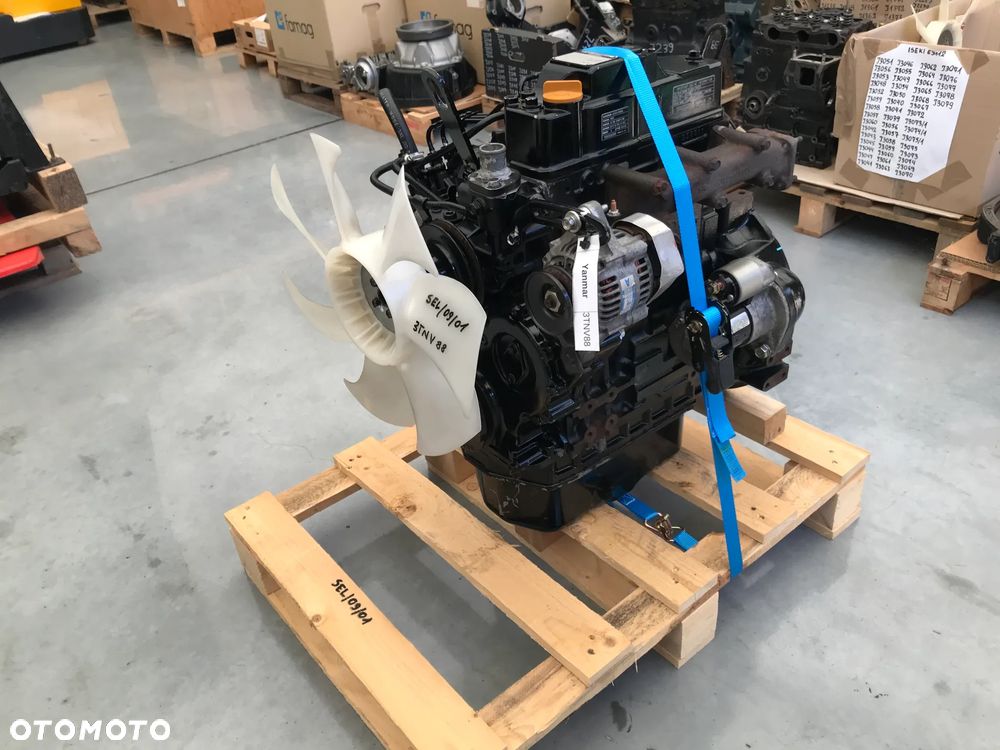SILNIK YANMAR 3TNV88 12500netto - 9