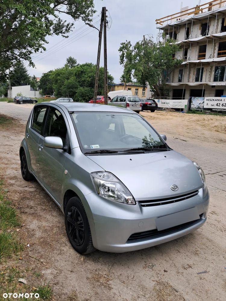 Daihatsu Sirion 1.3 - 3