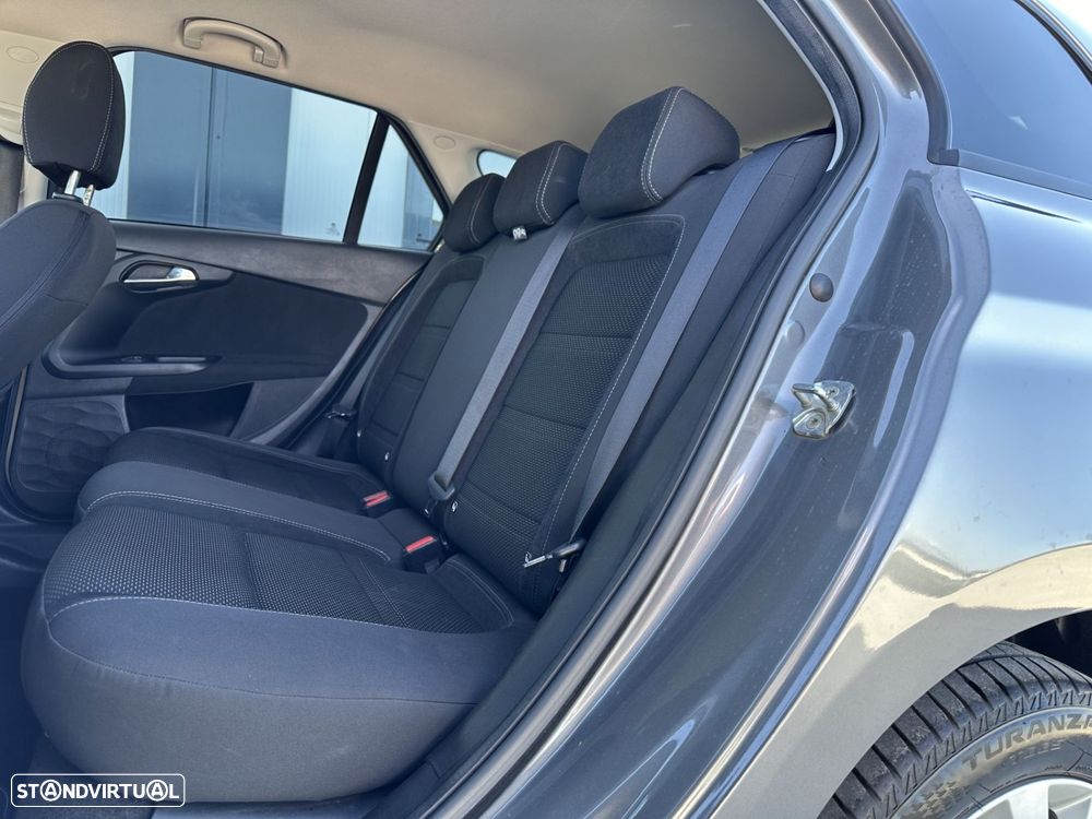 Fiat Tipo Station Wagon 1.3 M-Jet Lounge - 19