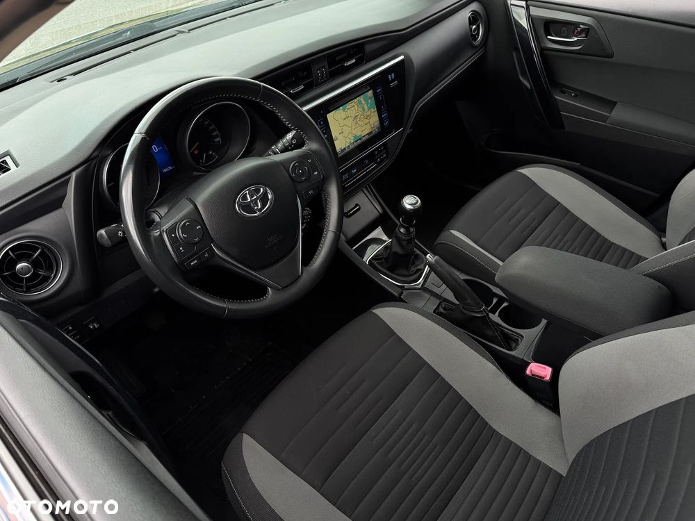 Toyota Auris 1.33 Dual-VVT-i Life - 5