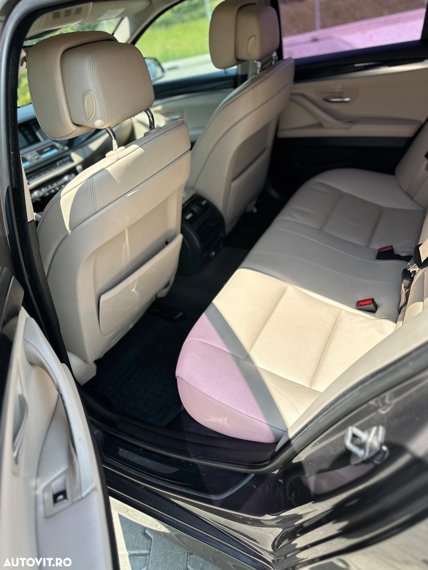 BMW Seria 5 525d xDrive AT - 8