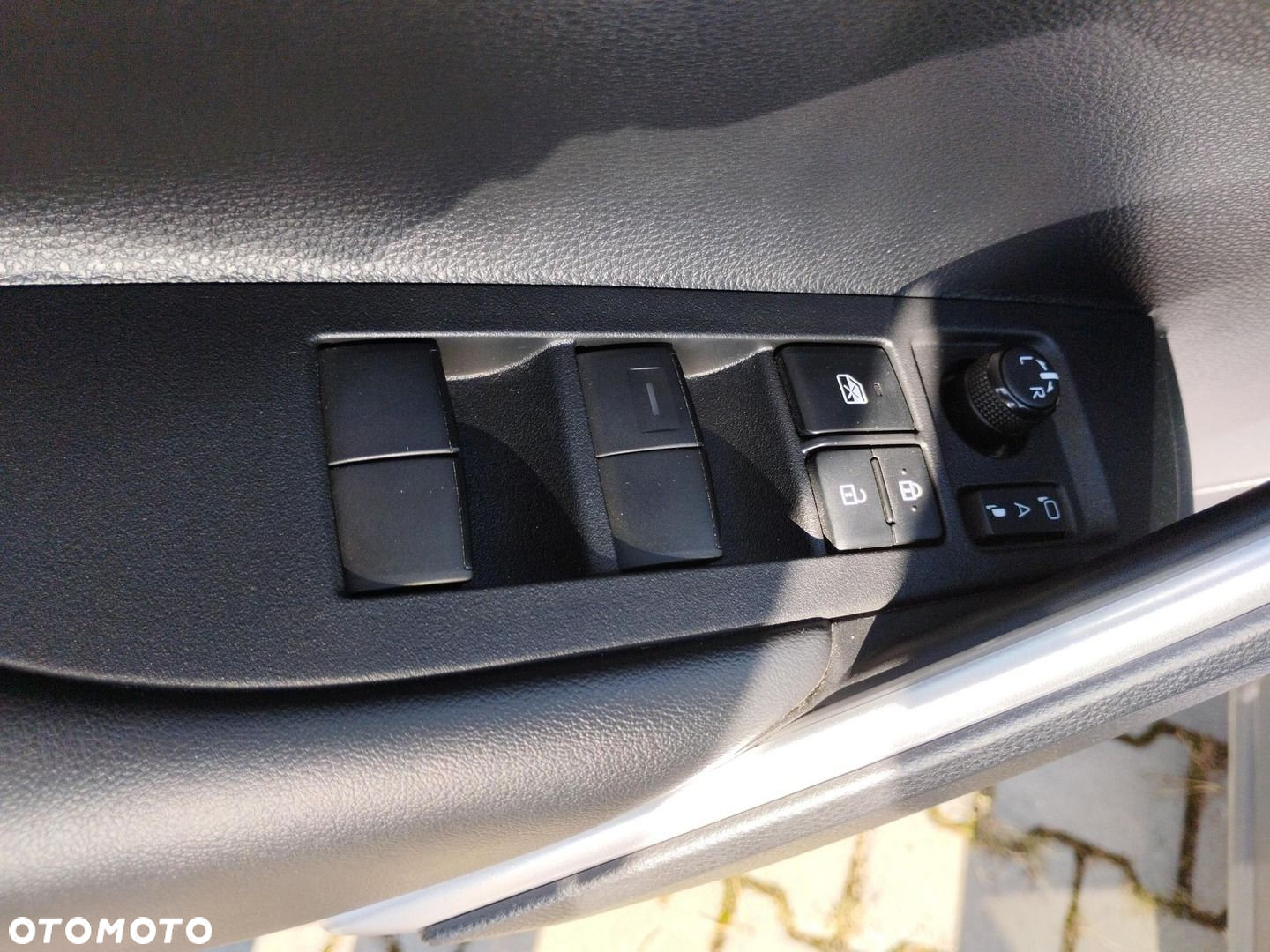 Toyota Corolla Cross - 15