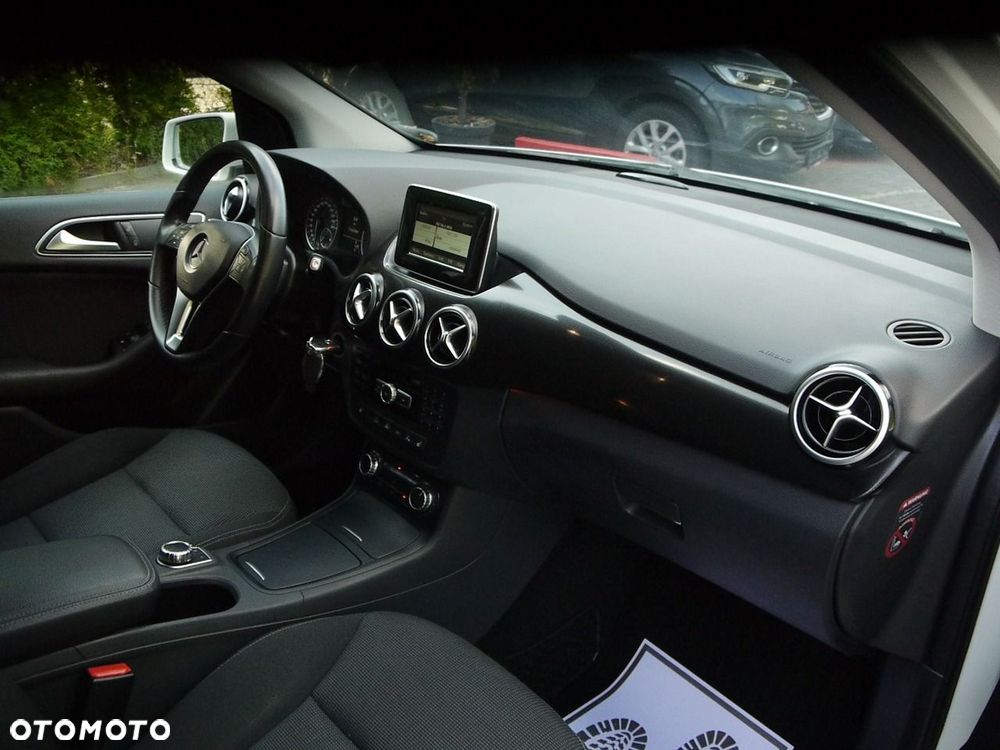 Mercedes-Benz Klasa B - 33