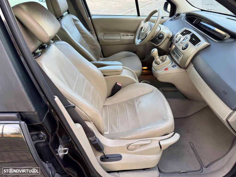 Renault Grand Scénic 1.5 dCi Dynamique S 7L. - 14