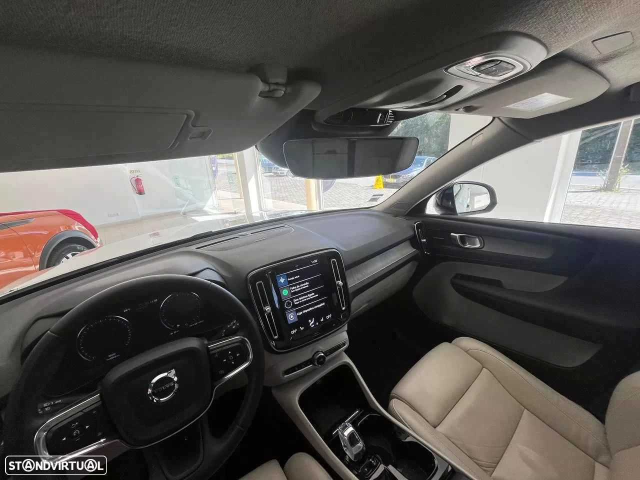 Volvo XC 40 1.5 T2 Plus Dark Auto - 8