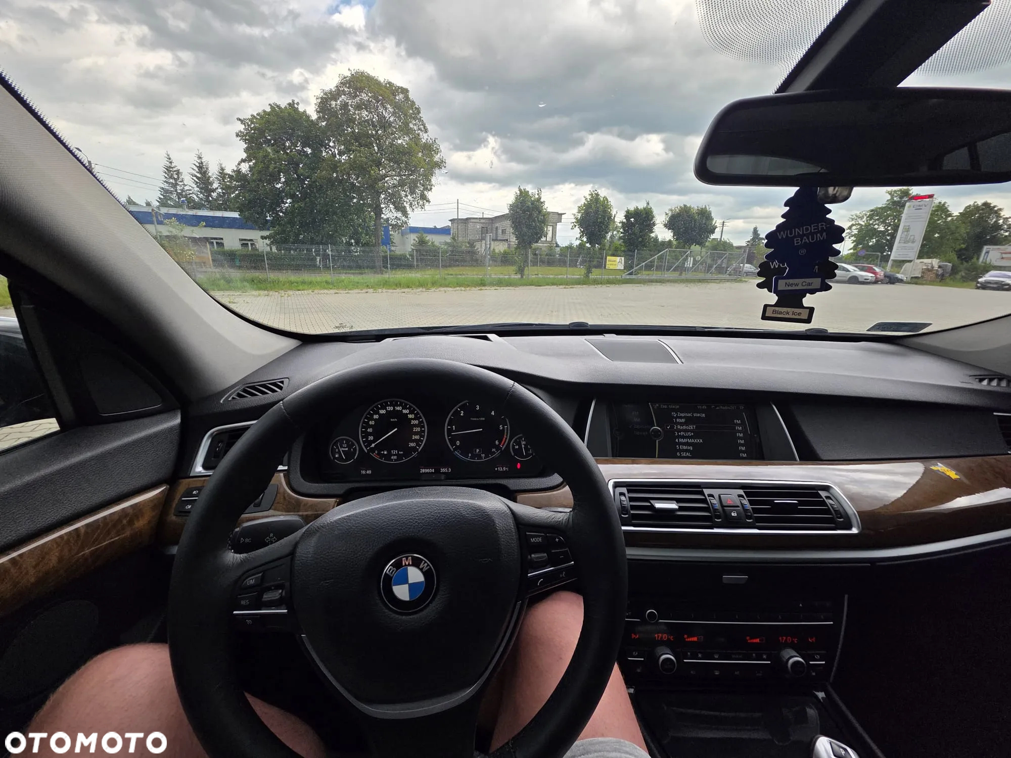 BMW Seria 5 535d xDrive - 14