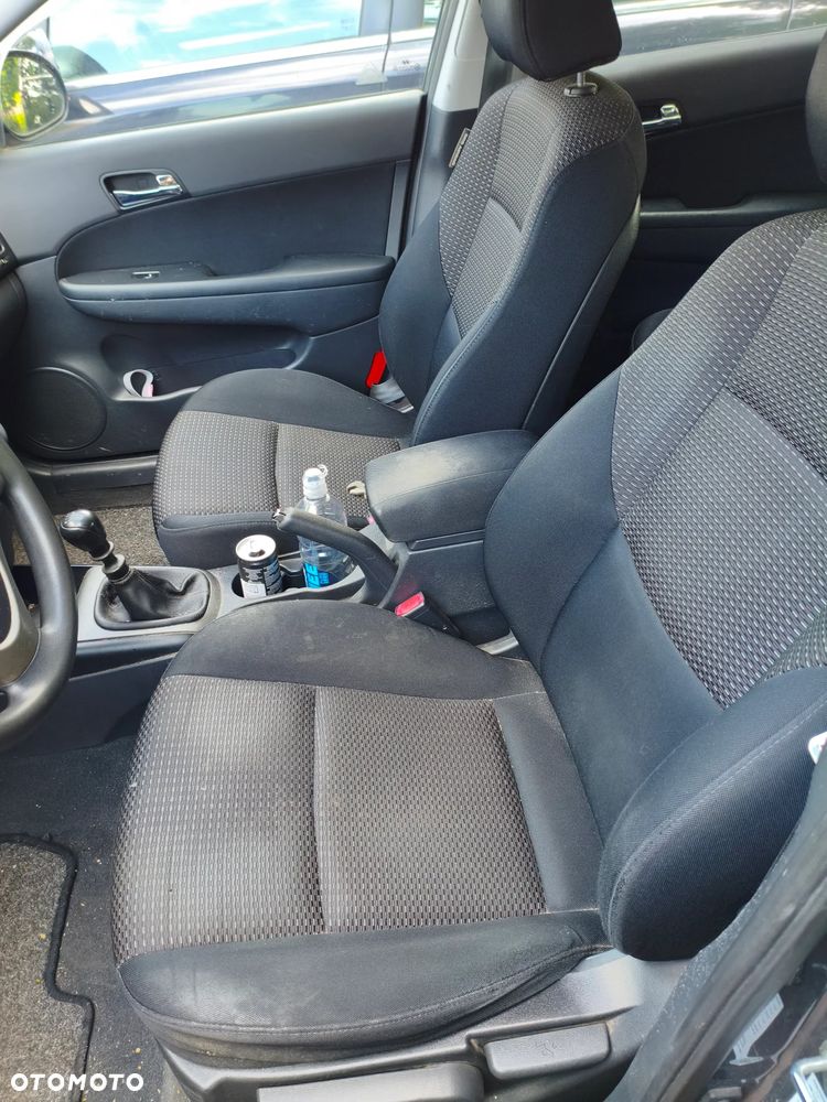 Hyundai i30 1.6 Comfort - 5