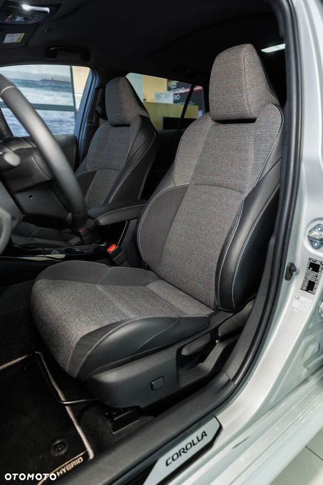 Toyota Corolla 1.8 Hybrid Style - 19