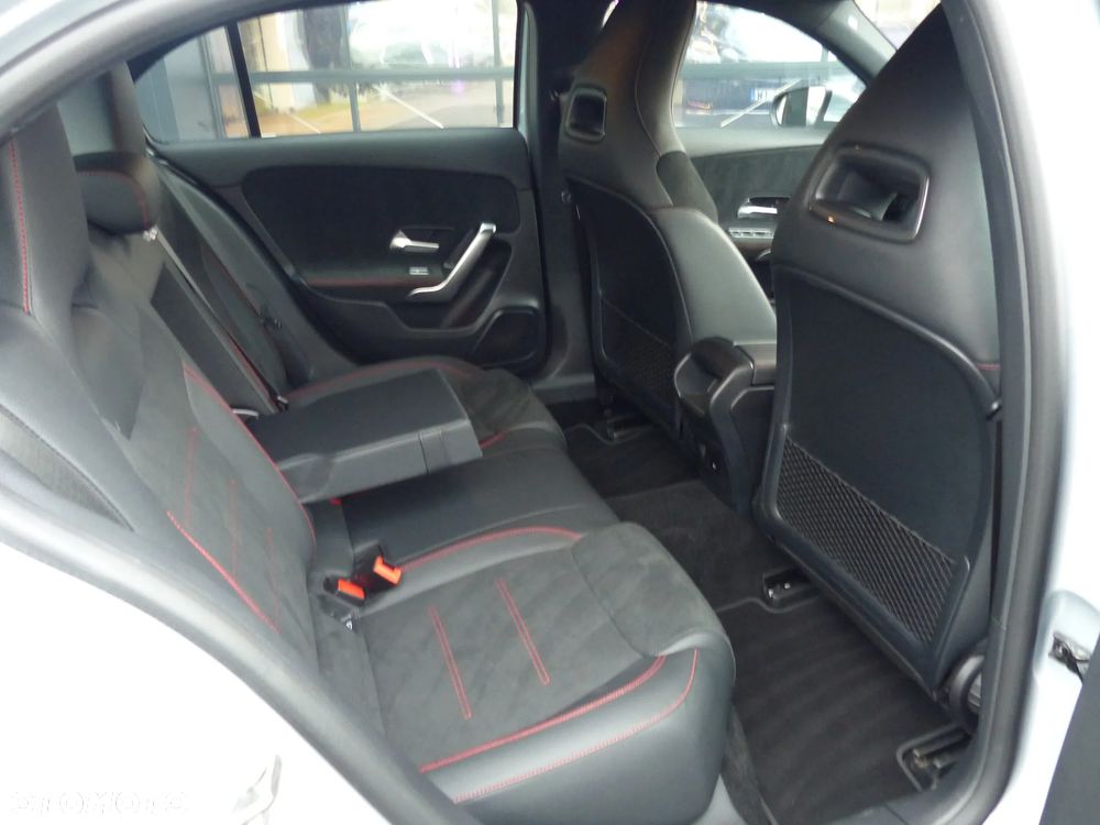 Mercedes-Benz Klasa A 200 AMG Line 7G-DCT - 20