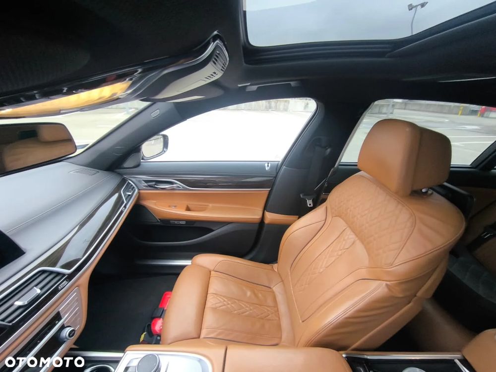BMW Seria 7 - 15