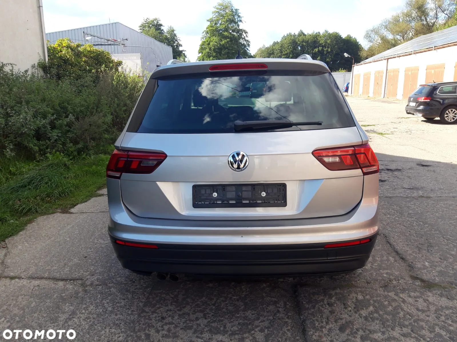 Volkswagen Tiguan - 5