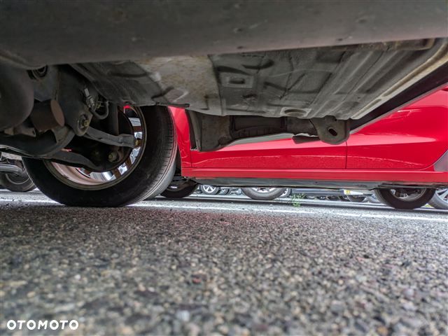 Nissan Skyline - 28