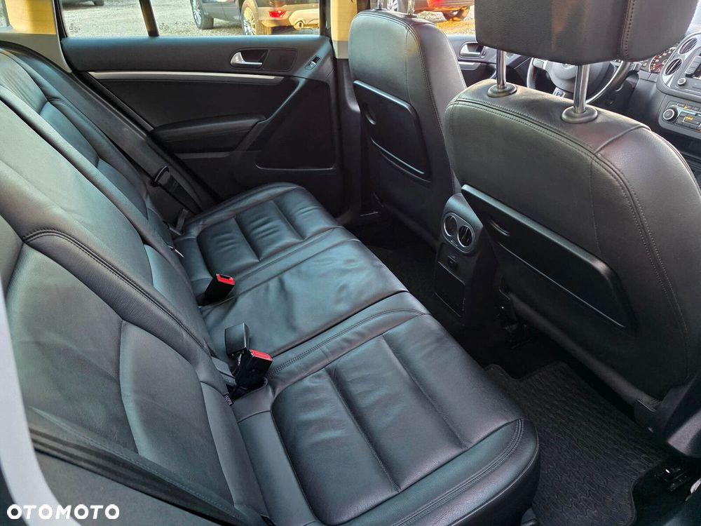 Volkswagen Tiguan - 13