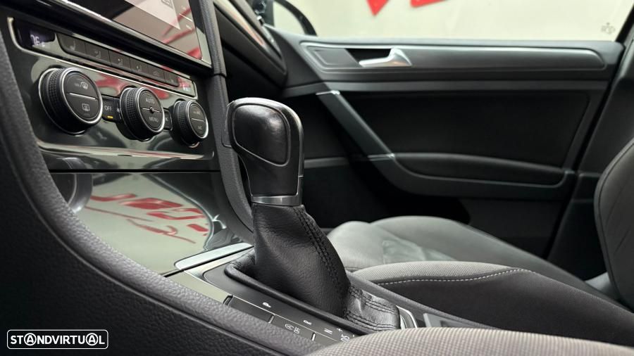 VW Golf Variant 1.6 TDi (BlueMotion ) DSG Trendline - 12