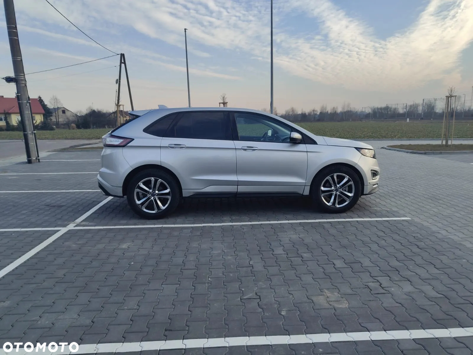 Ford Edge - 4