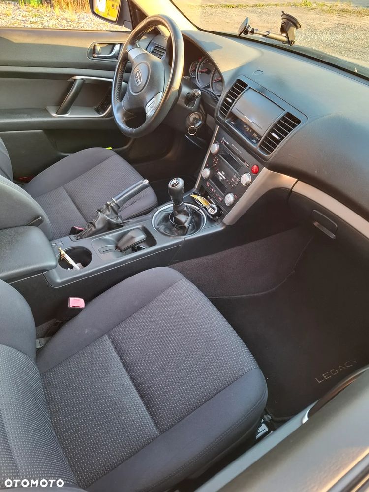Subaru Legacy - 7