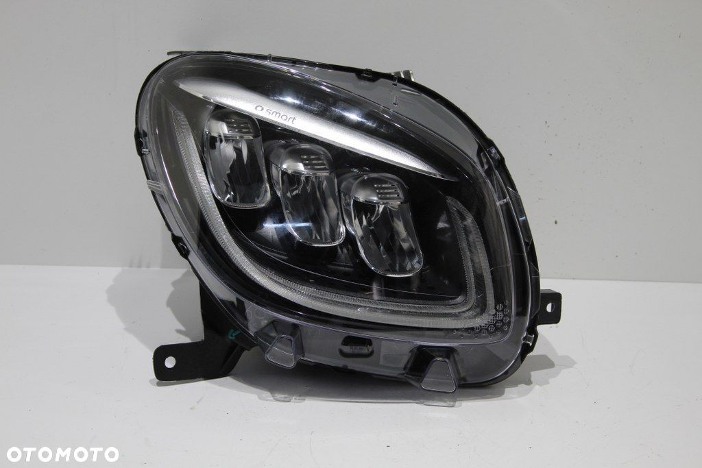 Smart Fortwo A453 Full Led Prawy Lampa Przód Prawa - 1