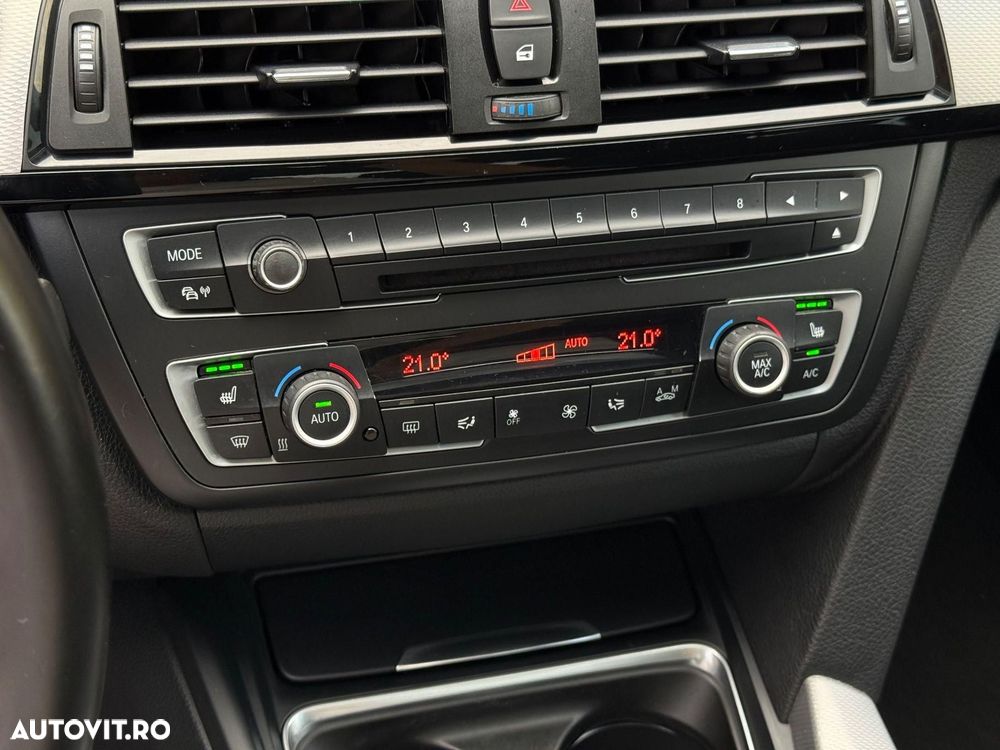 BMW Seria 3 320d xDrive Sport-Aut. - 17
